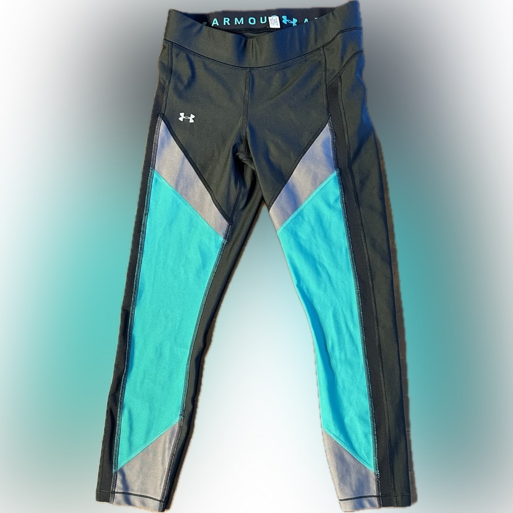 UA Compression Crop Legging